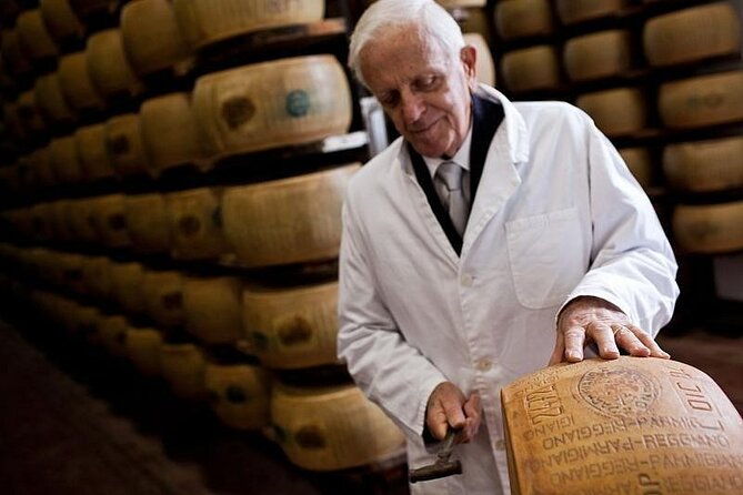 parmigiano-cheese-factory-visit-and-tasting