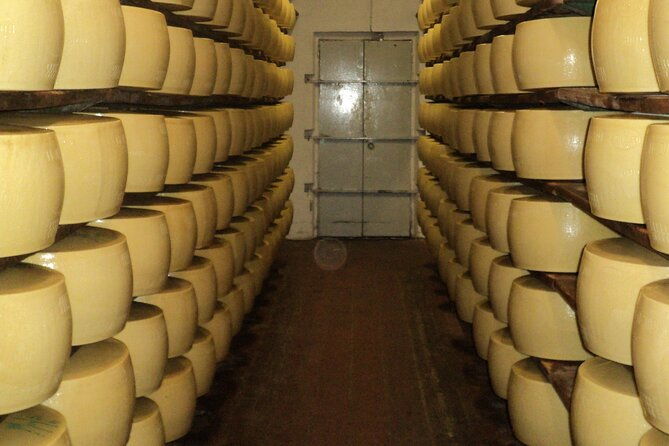 parmigiano-reggiano-and-parma-ham-tour
