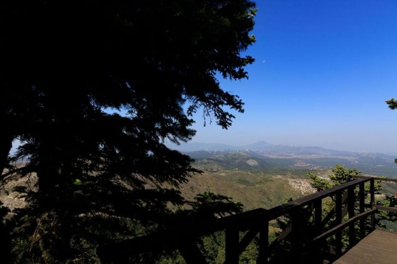 parnitha-parnis-skipiza-mola-loop-hike-near-athens