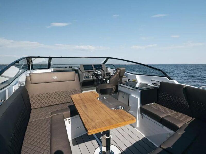 Paros: Antiparos luxury private Boat tour - Detailed Review of the Paros: Antiparos Luxury Private Boat Tour