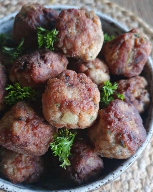 paros-greek-night-with-food-wine-dancing