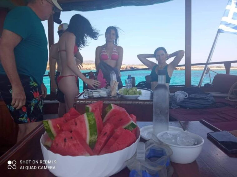 paros-traditional-gulet-shared-or-private-island-cruise
