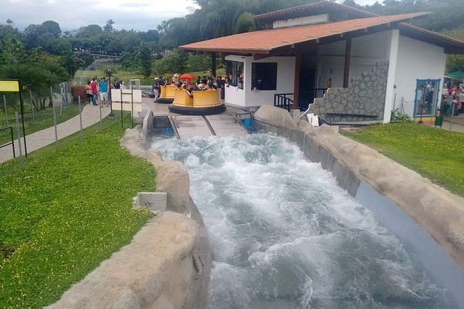 parque-del-cafe-with-private-transportation-and-tickets