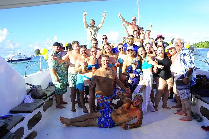 party-boat-and-snorkeling-family-friendly-semi-private