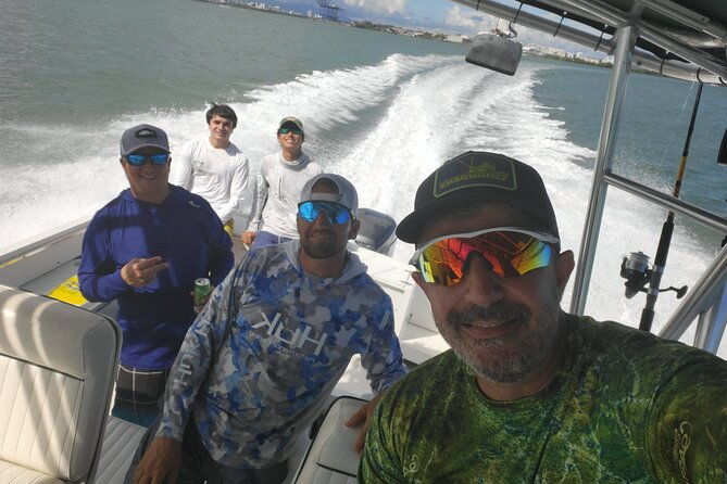 party-boat-at-san-juan-bay-day-cruise-ii-drink-snacks