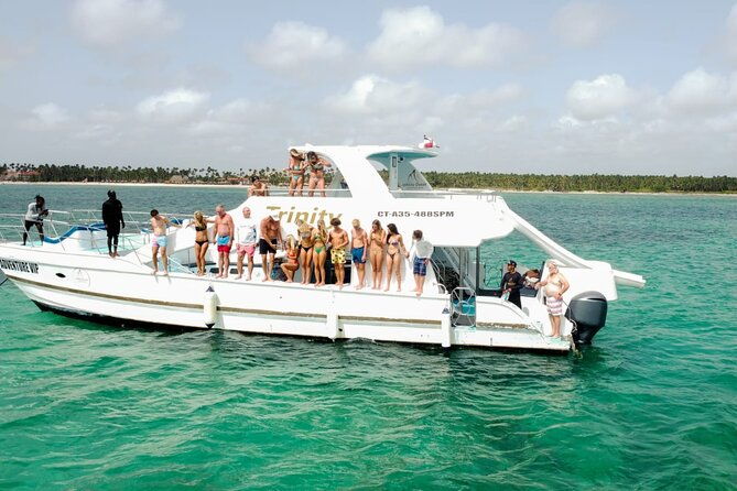 party-boat-catamaran-excursion-in-punta-cana