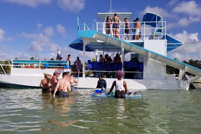 party-boat-in-punta-cana-booze-cruse