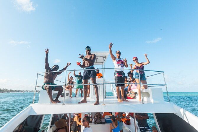 party-boat-tour-with-snorkelling-in-punta-cana