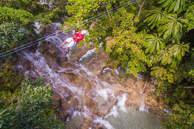 party-catamaran-with-dunns-river-climb-from-montego-bay