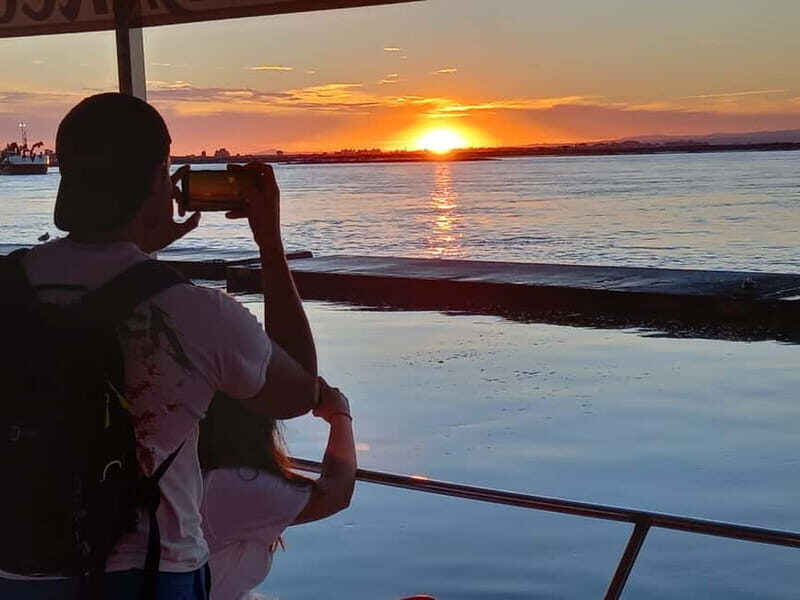 PASEOS EN BARCO POR LA RIA Y MARISMAS DE ISLA CRISTINA - Tasting the Flavors of Huelva  