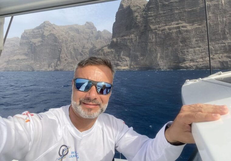 pasito-blanco-private-catamaran-excursion-with-food-drink