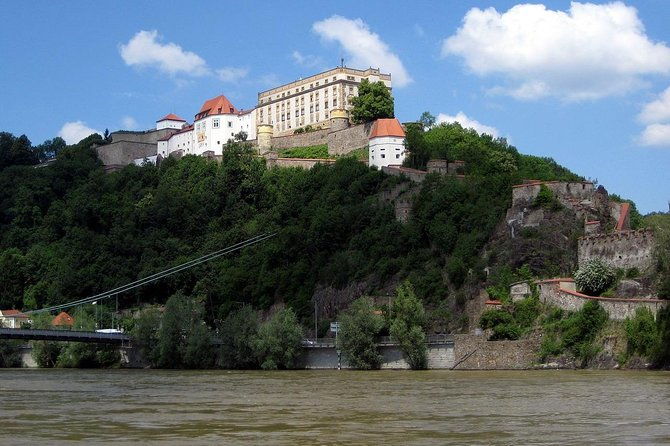 passau-castle-tour-with-viewpoint-linde-battery-the-st-georges-chapel