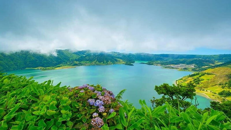 Passeio de dia Sete Cidades 50 apxoximadamente de 4 horas - Who Should Consider This Tour?