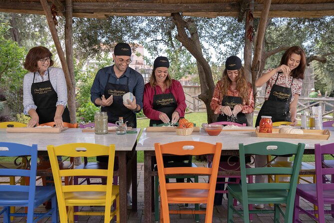 pasta-and-pizza-master-class-with-pick-up-in-sorrento