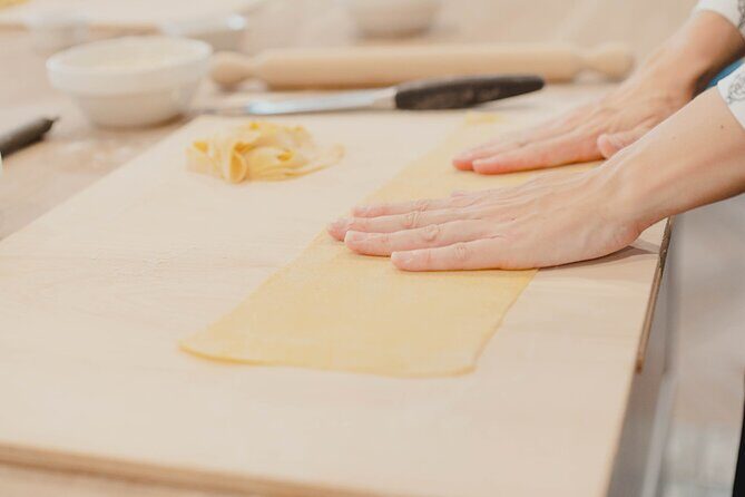 Pasta and Tiramisù Cooking Workshop in the Heart of Rome - Key Points