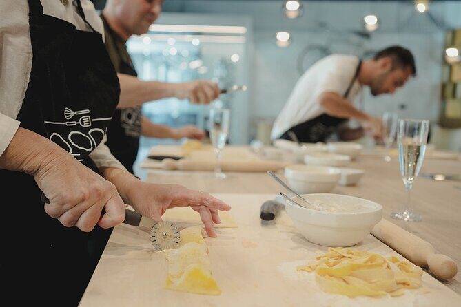 Pasta and Tiramisù Cooking Workshop in the Heart of Rome - The Atmosphere and Guides