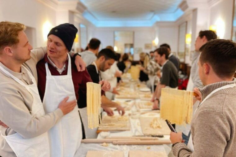pasta-cooking-class-with-pesto-sauce-making-in-rome-center