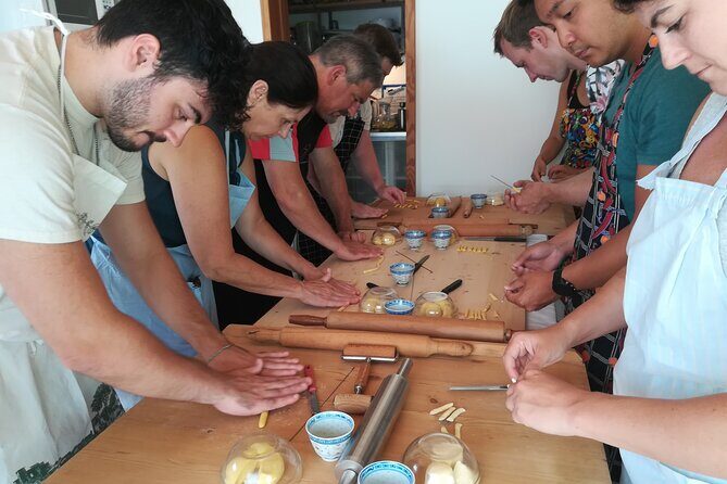 Pasta Cooking Lesson and Lunch on Garda Lake - Who should consider this tour?