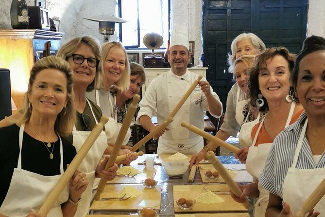 pasta-masterclass-and-wine-tour-in-the-minardi-vineyard