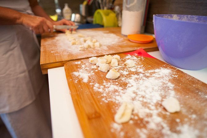 pasta-tiramisu-class-at-a-cesarinas-home-with-tasting-in-cava-de-tirreni