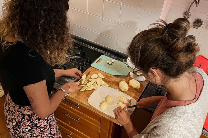 pastel-de-nata-class-in-sintra-with-a-food-loving-couple