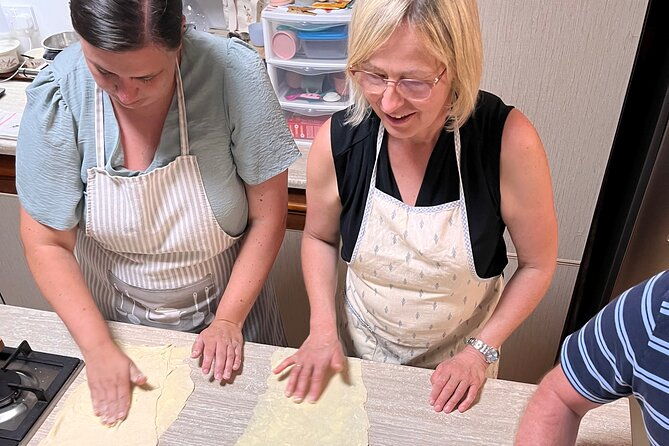 pastizzi-making-experience-in-malta