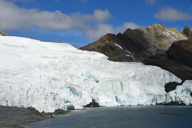 pastoruri-glacier-day-trip