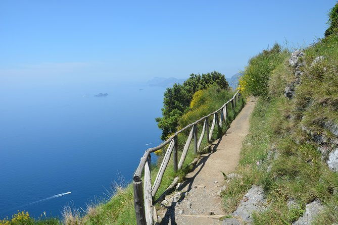 path-of-the-gods-hiking-tourtransfer-sorrent-castellammar-pompeii