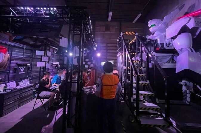 Patlabor Lab Viewing the 5 Meter Robot - Practical Details and Tips