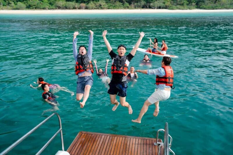 Pattaya: 3 Islands Catamaran Tour with Buffet Lunch - What Makes This Tour Stand Out