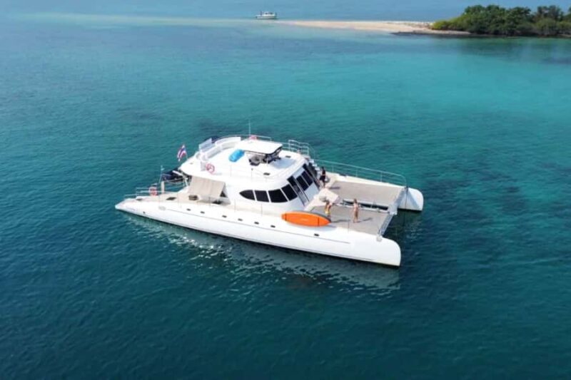 Pattaya: 3 Islands Day Tour on Catamaran with Buffet Lunch - Setting the Scene: A Luxurious Start in Pattaya