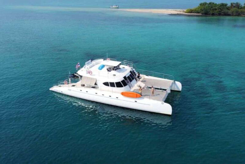 pattaya-3-islands-day-tour-on-catamaran-with-buffet-lunch