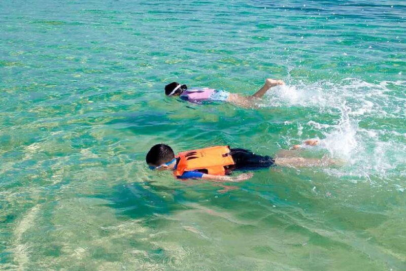 pattaya-3-islands-hopping-on-sailing-party-yacht-and-buffet