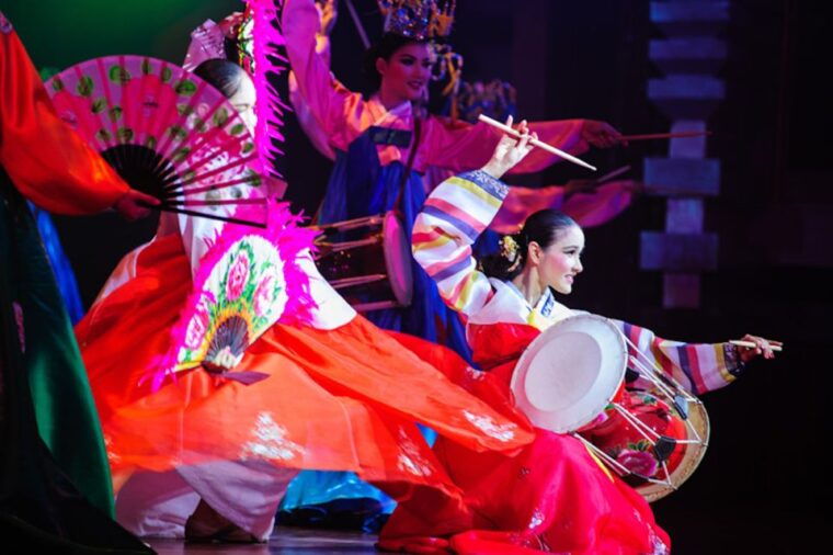 pattaya-alcazar-cabaret-discounted-admission-ticket