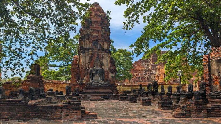 pattaya-ayutthaya-day-trip-by-private-car-with-boat-tour