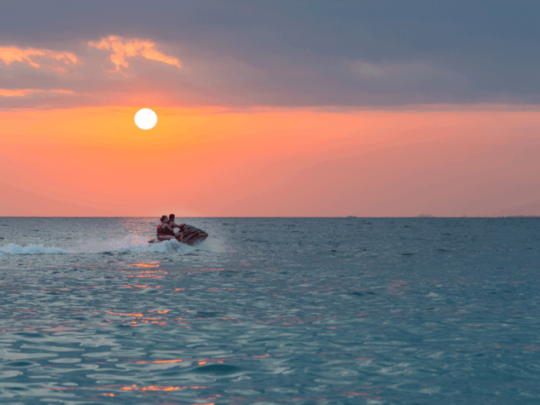 pattaya-beach-jet-ski-adventure