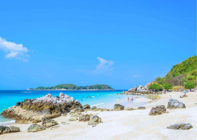 pattaya-koh-larn-island-day-trip-with-lunch-and-activities