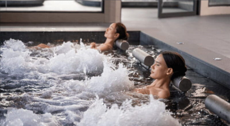 pattaya-lets-relax-onsen-spa-grand-center-point-space