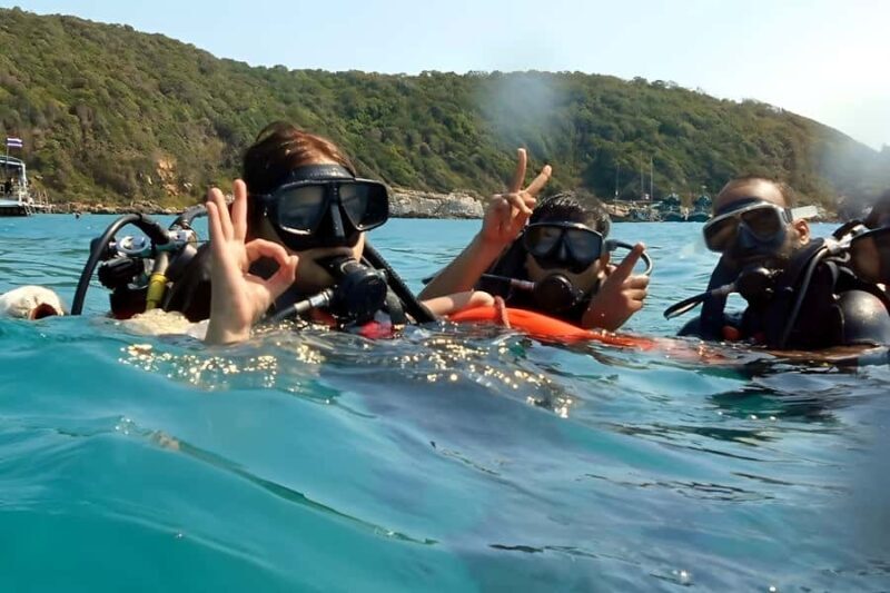 Pattaya: Snorkeling or Beginner Scuba Diving Tour with lunch - Key Points