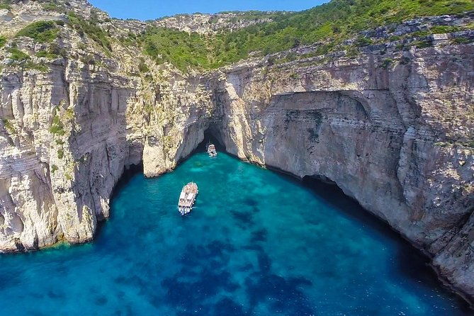 paxos-antipaxos-blue-caves-lakka-village-from-corfu