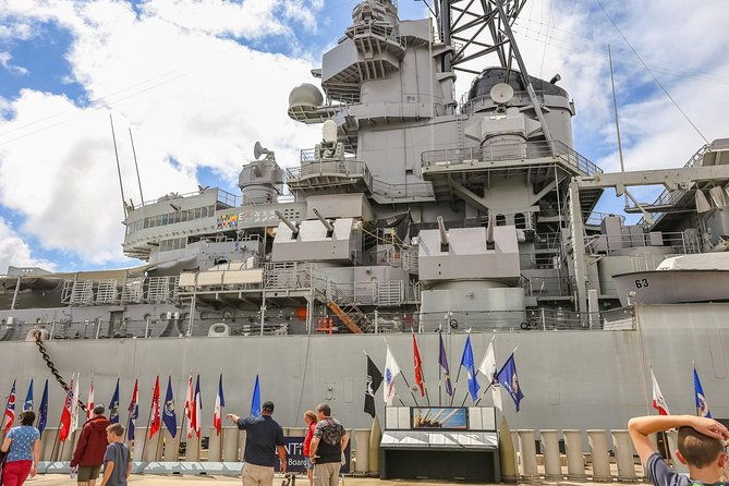 pearl-harbor-arizona-missouri-battleship-tour-from-maui-big-island-kauai