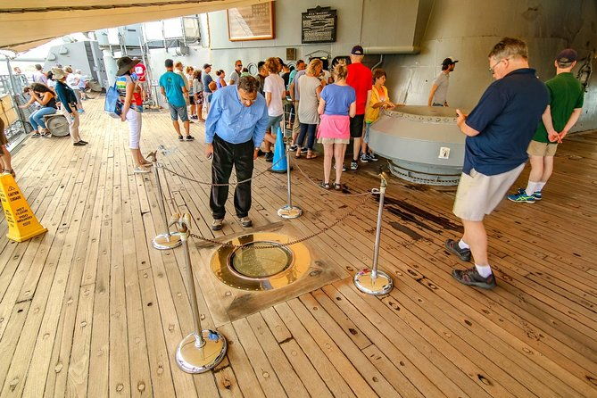 pearl-harbor-arizona-missouri-battleship-tour-from-maui-big-island-kauai
