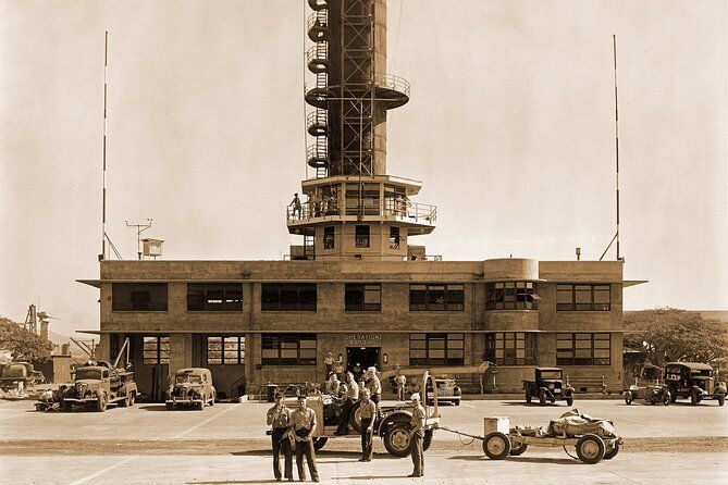 pearl-harbor-aviation-museum-top-of-the-tower-tour