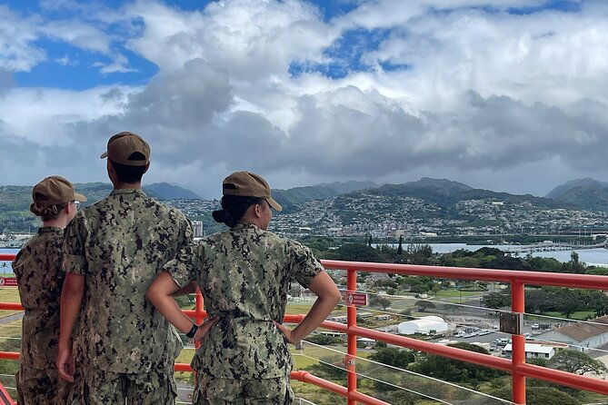 pearl-harbor-aviation-museum-top-of-the-tower-tour