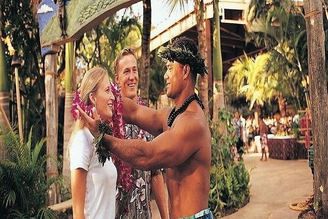 pearl-harbor-dole-plantation-and-polynesian-center-from-maui-3