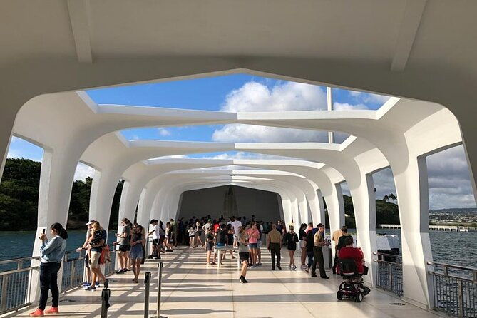 pearl-harbor-uss-arizona-and-uss-missouri-private