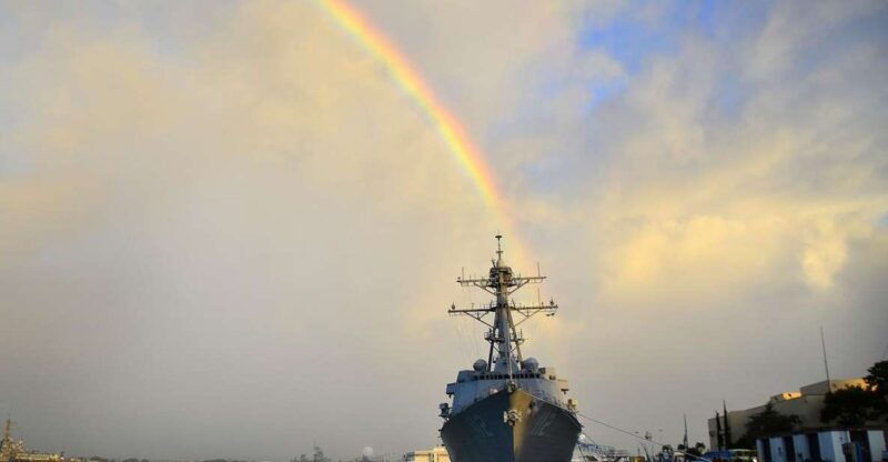 pearl-harbor-uss-arizona-memorial-battleship-missouri-3