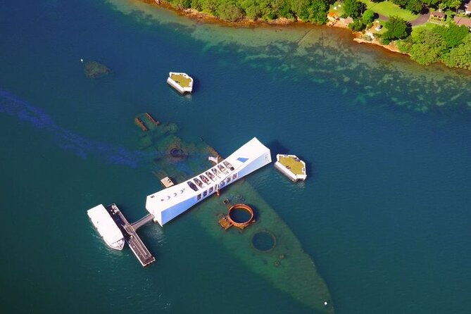 pearl-harbor-uss-arizona-memorial
