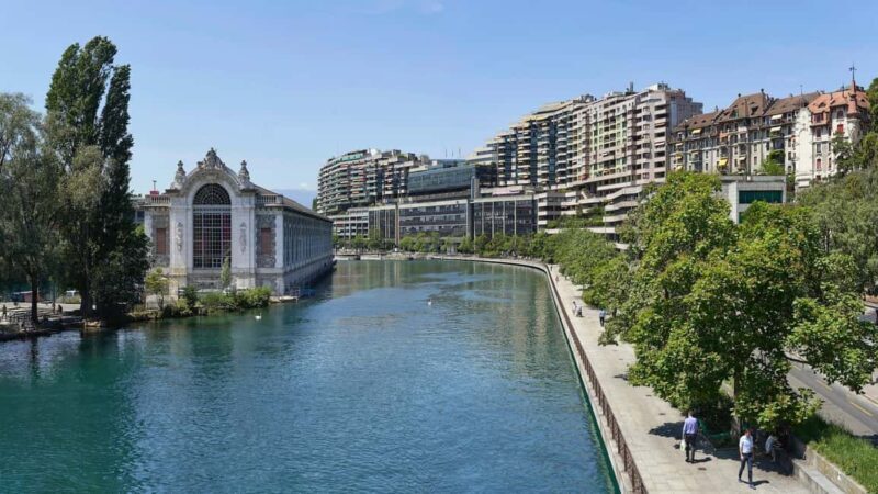 Pearls of Geneva  Family Private Walking Tour - FAQ
