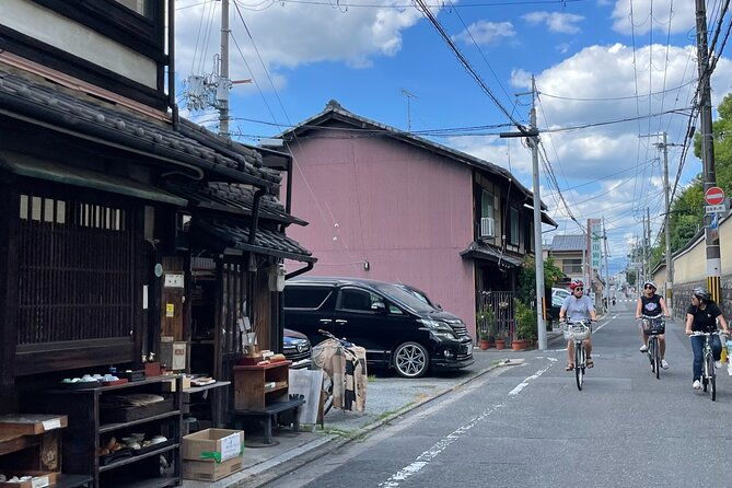 pedal-adventure-kyoto-e-bike-tour-true-kyoto-avoid-the-crowds